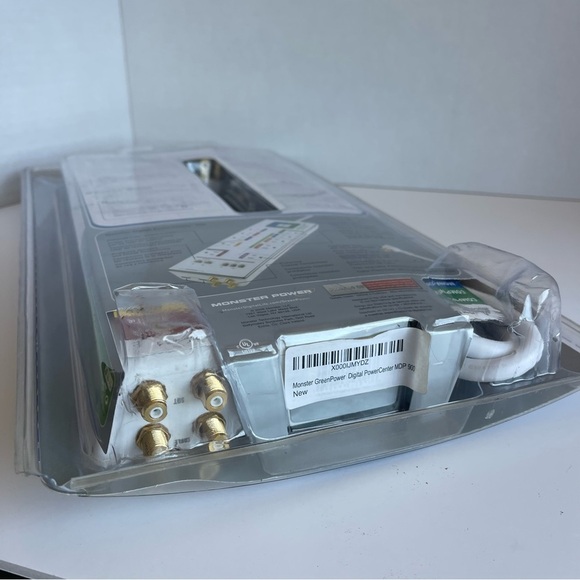 Monster - PowerCenter 10-Outlet Surge
Protector - Picture 8 of 14
